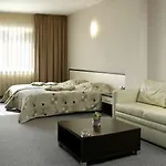 Kendros Hotel